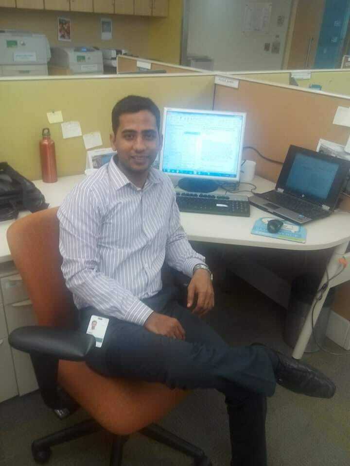 mujeeb-ahmed-founder-rootsandbirght-software-engineering-career